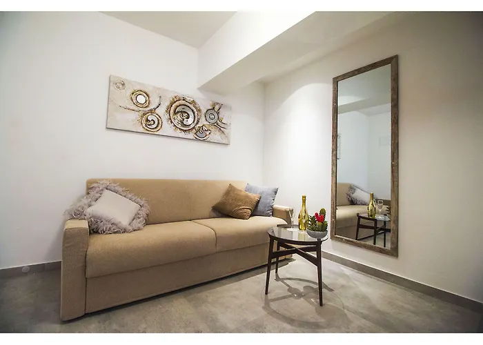 Luxury Pino بيت ضيافة سبليت