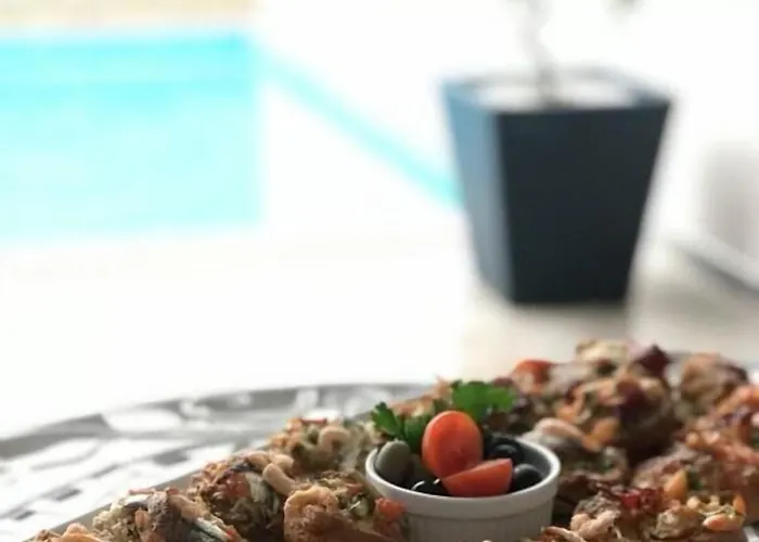 Luxury Pino بيت ضيافة