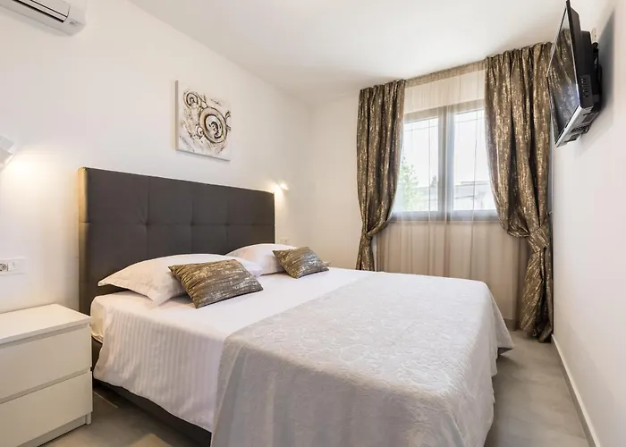 بيت ضيافة Luxury Pino