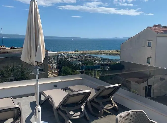 بيت ضيافة Luxury Pino سبليت