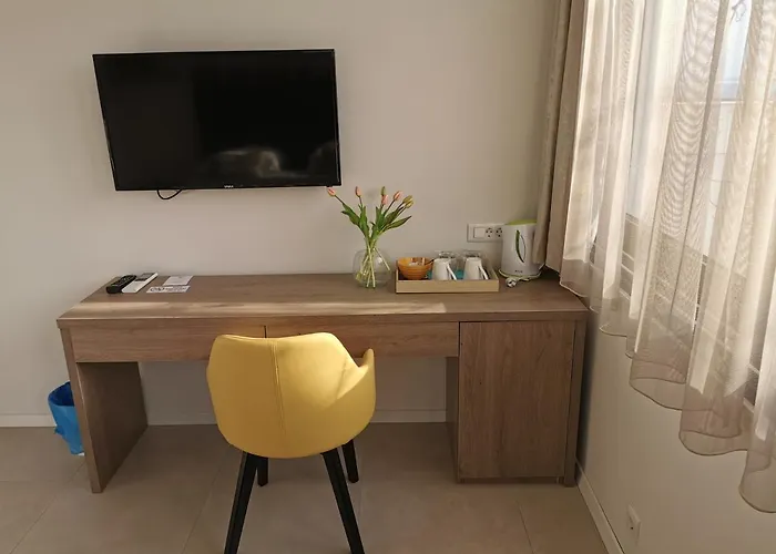 Luxury Pino بيت ضيافة 4*