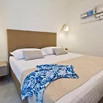Πανσιόν Luxury Pino Σπλιτ
