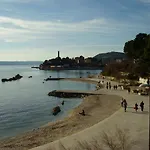 Luxury Pino Πανσιόν 4*