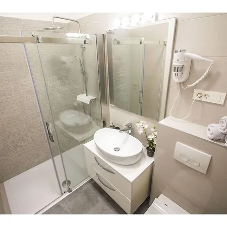 بيت ضيافة Luxury Pino