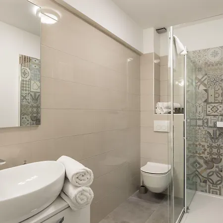 Luxury Pino بيت ضيافة