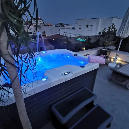 بيت ضيافة Luxury Pino