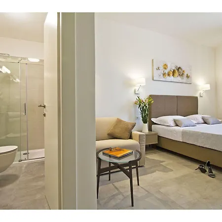 Luxury Pino 4*