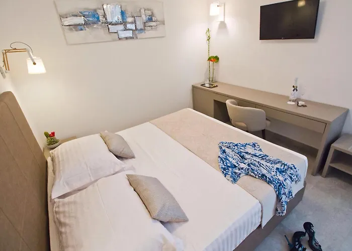 Luxury Pino Σπλιτ