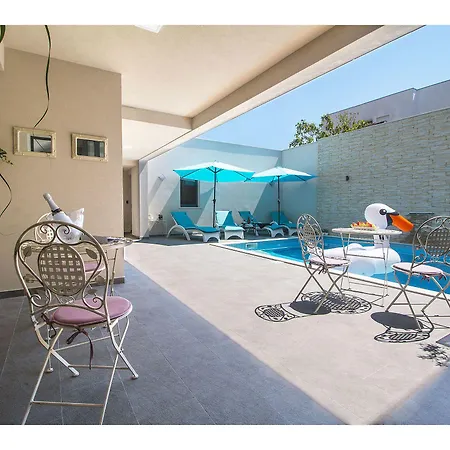 Pensión Luxury Pino 4*