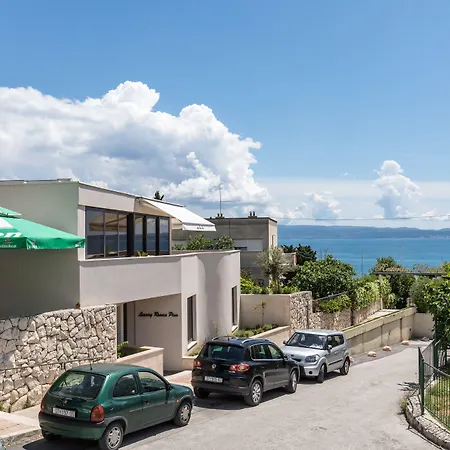 Luxury Pino 4* Split